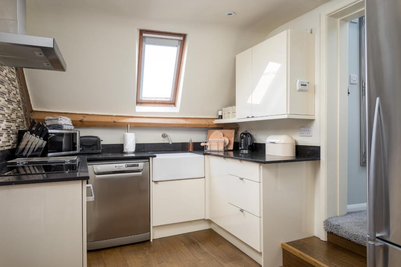 The Loft: Unique, Romantic, Grade II Listed, Dog Friendly Stow-on-the-Wold Dış mekan fotoğraf