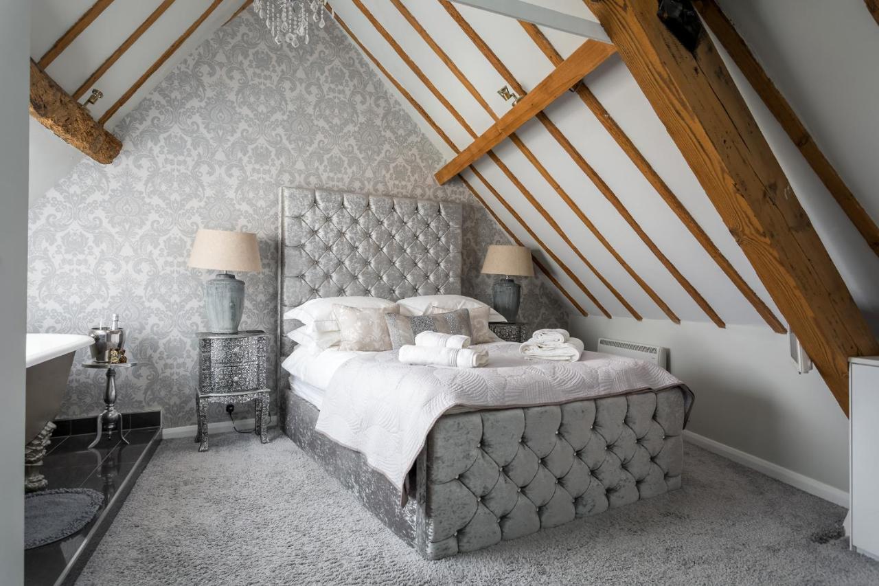 The Loft: Unique, Romantic, Grade II Listed, Dog Friendly Stow-on-the-Wold Dış mekan fotoğraf
